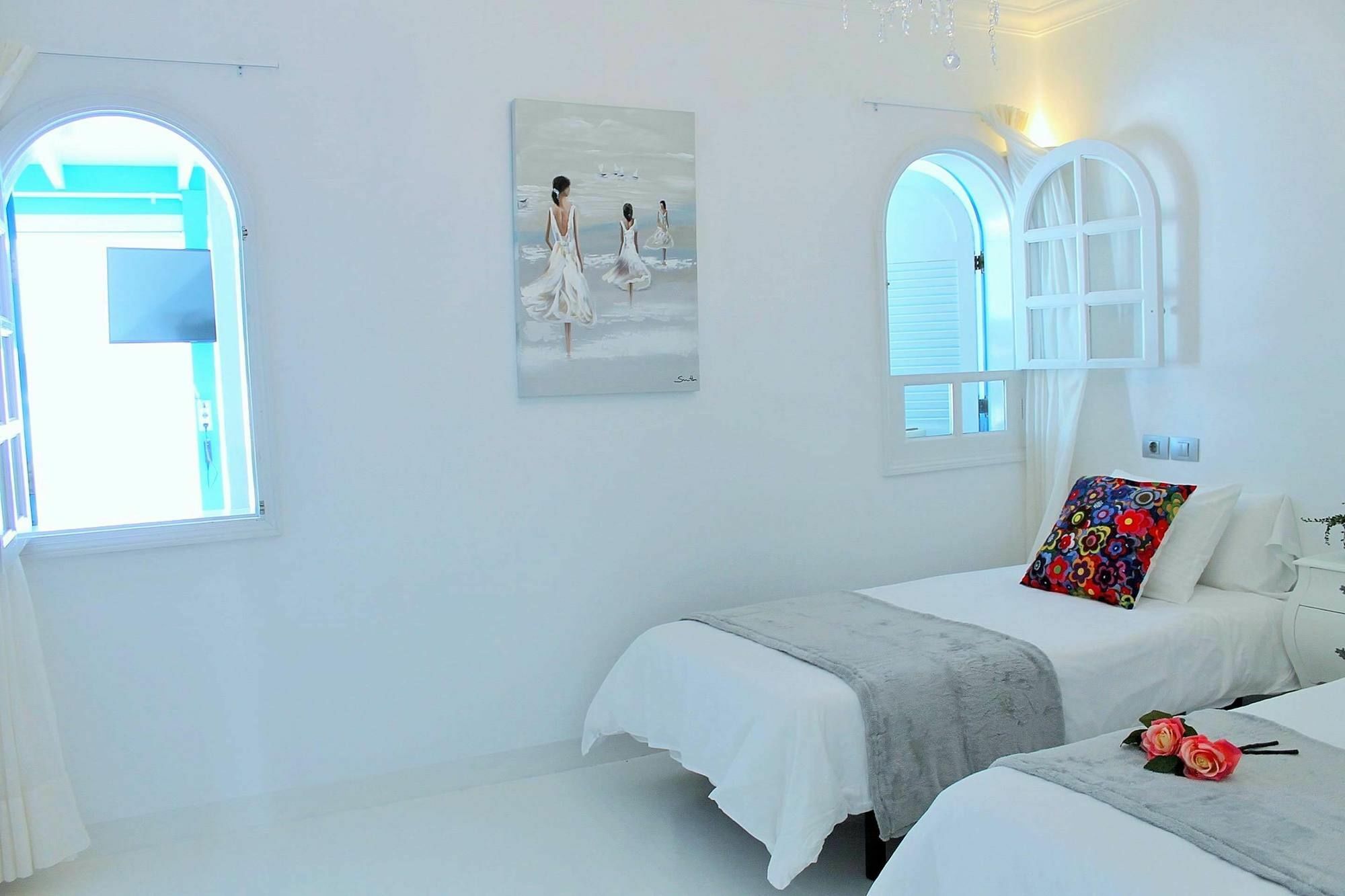 Granada Villa Corralejo